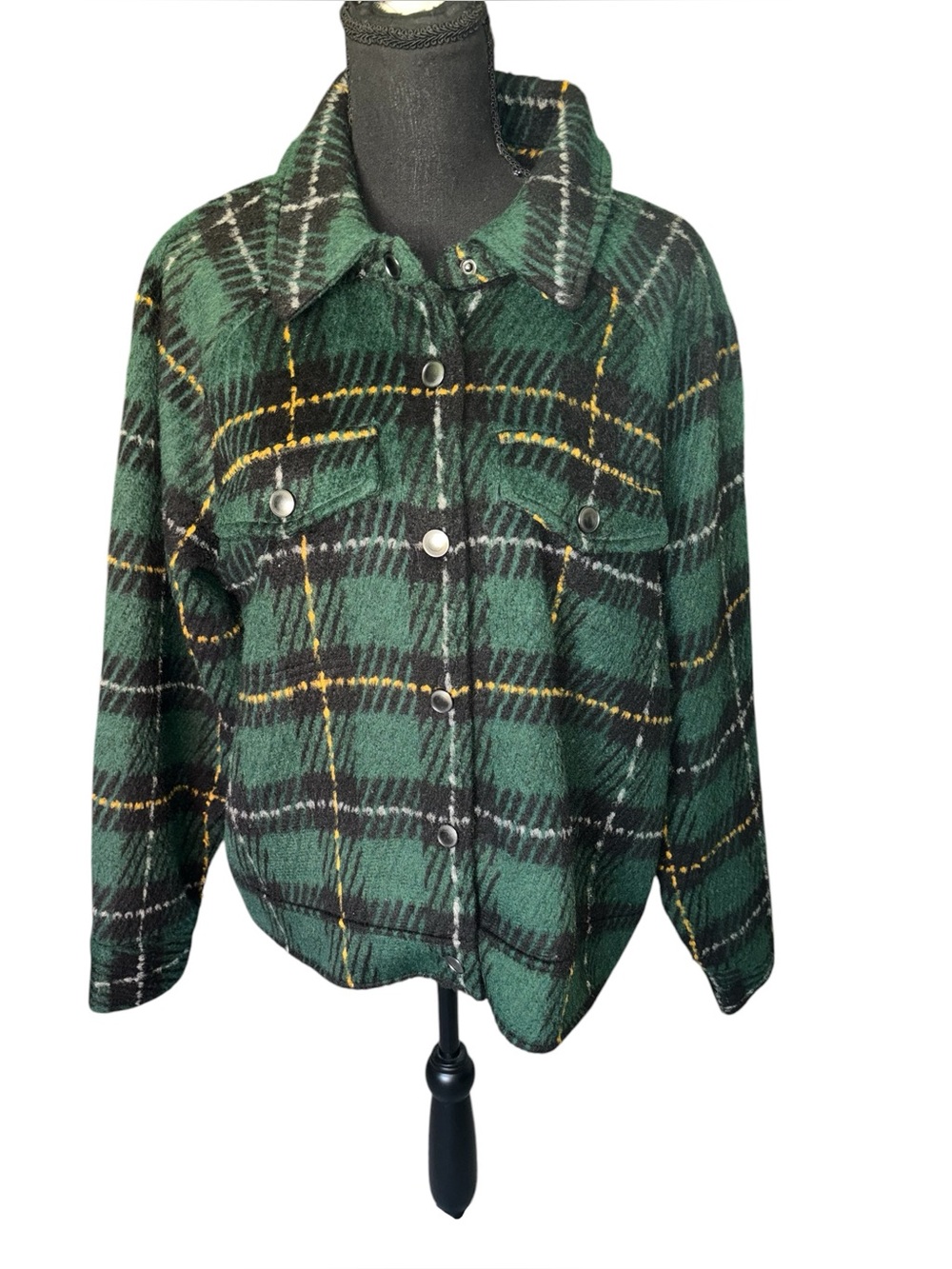 New with tags Plaid Flannel Oversized snap button Style Jacket XL - Picture 3 of 8